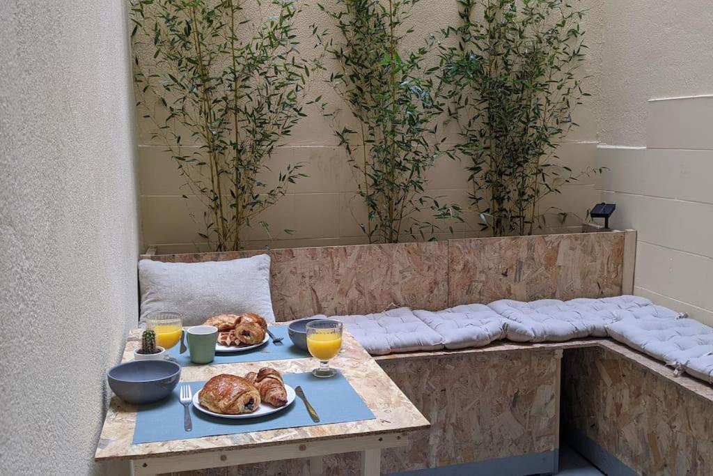 Avec Patio Privatif A 5 Min A Pied De La Appartement *